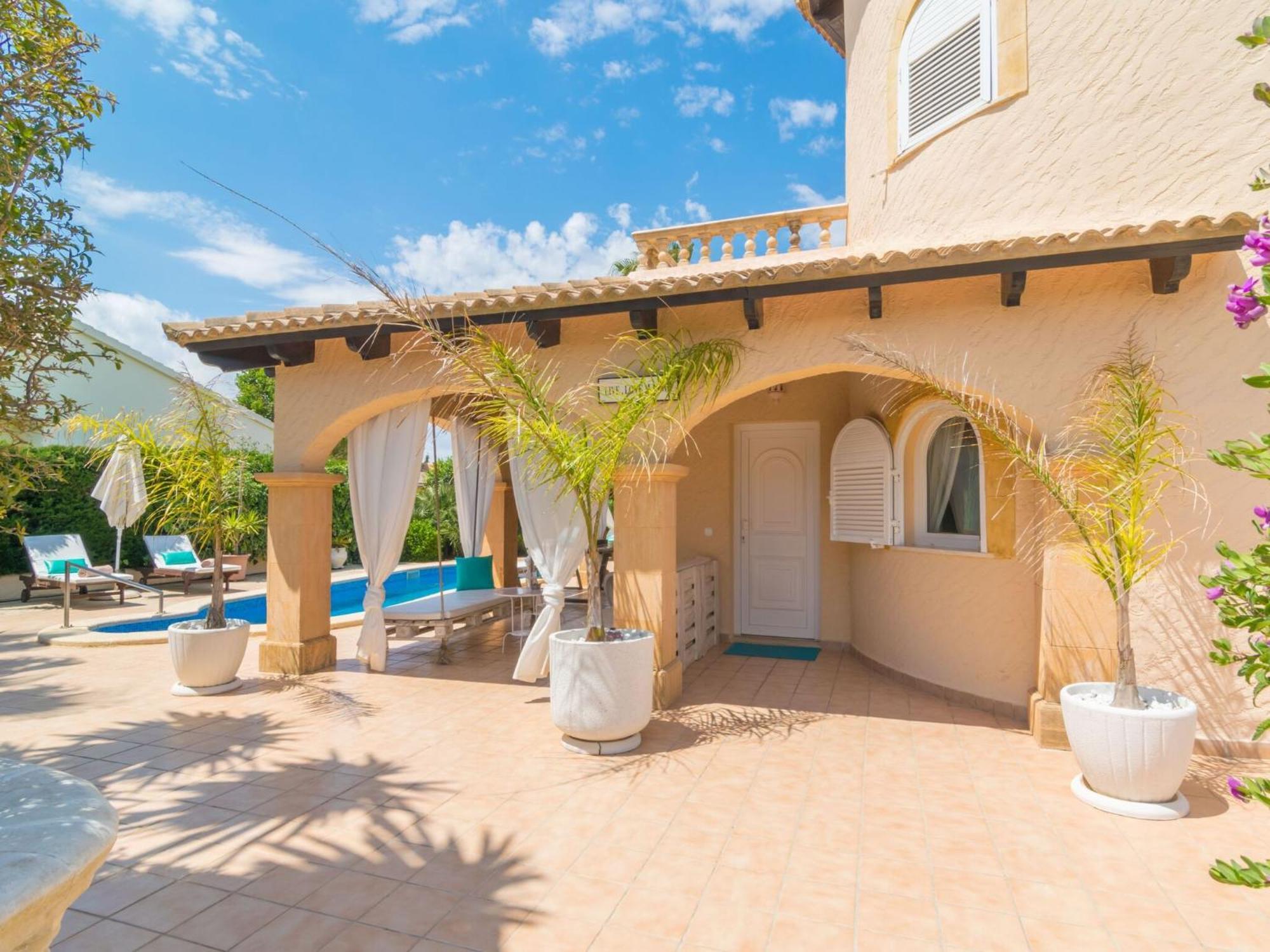 Villa Casa Bel - With Private Pool Free Wifi *